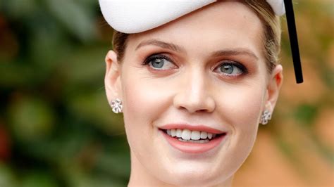 princess diana s niece lady kitty spencer shares candid photos in stunning strapless gown hello
