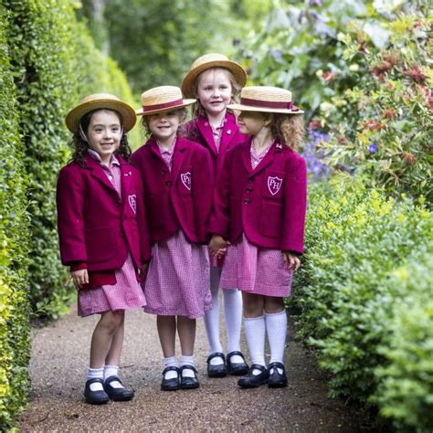 Bursaries And Scholarships Girl School Notting Hill Pembridge Hall