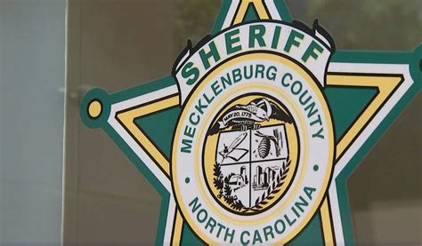 Mecklenburg County Sheriffs Office Investigating Inmate Death Wsoc Tv