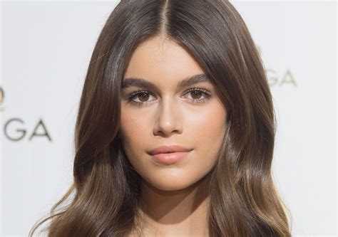 Introducing The Biggest Brow Trend For 2019 Easy Hairstyles For School