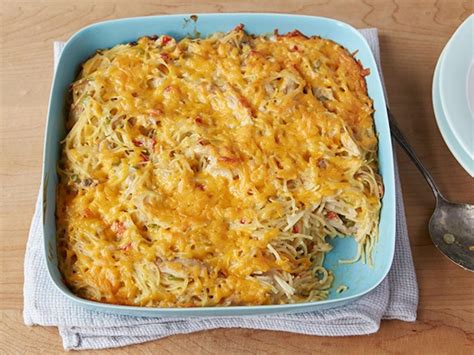 Try a new recipe every day. The Pioneer Woman's Chicken Spaghetti — Most Popular Pin ...