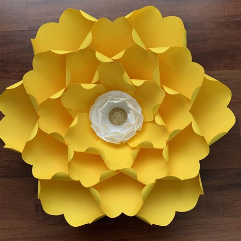 Pdf Petal 18 Diy Paper Flowers Printable Template Comes With Flat Center Round And Hexagonal Base