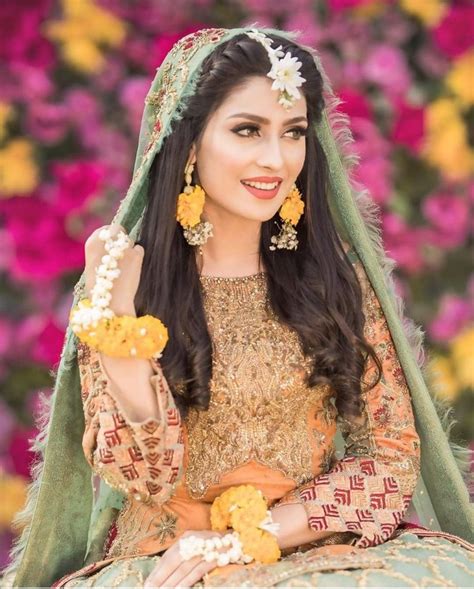 top 10 bridal looks of ayeza khan reviewit pk