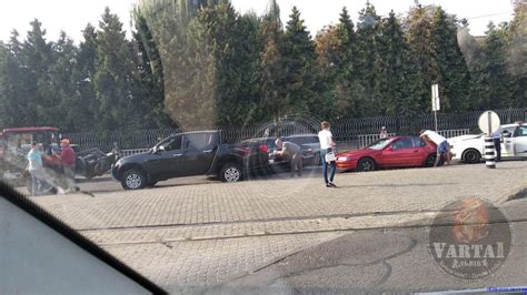 Львівська в'язниця стала першою в україні, яку продали у приватну власність. На відео потрапив момент зіткнення ДТП на Сахарова (ВІДЕО ...