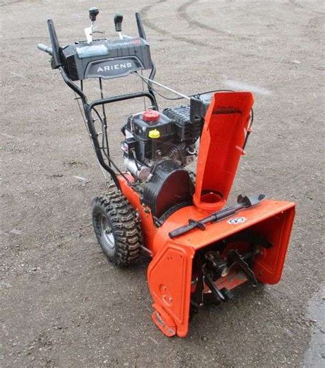 Ariens Compact 20 Snow Blowers Has Electric Start Nice Works Well