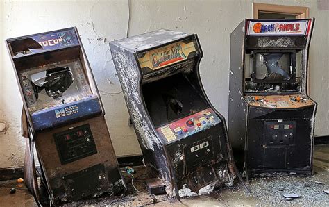 Abandoned Arcade Machines Arcade Pinterest