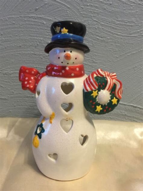 Hallmark Tealight Candle Holder Snowman With Wreath Excellent