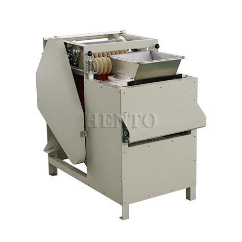 China Wet Type Peanut Peeling Machine Manufacturers Suppliers Factory