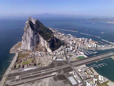 Gibraltar vets make daily patrols to check macaques for coronavirus. EU offers Spain veto right over Gibraltar in Brexit talks | The London Post