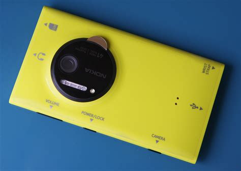 Rbi The Nokia Lumia 1020 The Smartphone To Render Point And Shoots