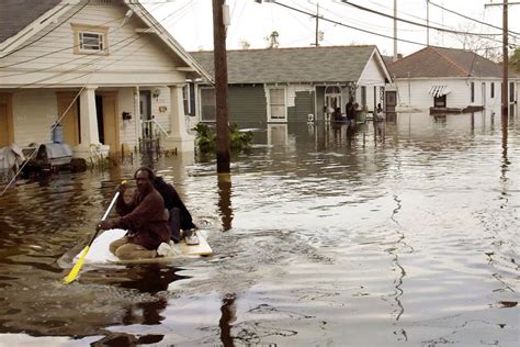On This Day 29th August 2005 Hurricane Katrina Hit Us Killed 2000