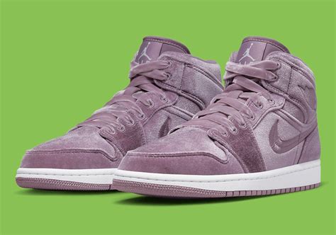 Now Available Air Jordan 1 Mid Se W Purple Velvet — Sneaker Shouts