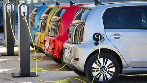 Ηλεκτρικά αυτοκίνητα Παρουσιάστηκαν μπαταρίες που φορτίζονται σε λίγα