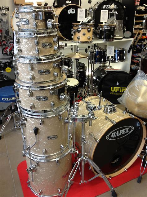 The pros, the professional athletic leagues, as of football, baseball, or basketball: Pro M - Mapex Pro M - Audiofanzine
