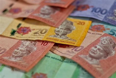 The ringgit is issued by bank negara malaysia, the central bank of malaysia. Ringgit opens higher as market pivots to Budget 2019 ...
