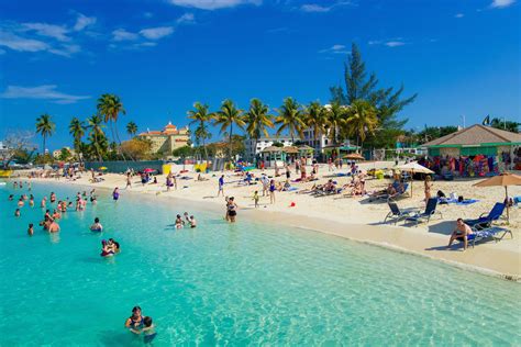 You Can Have The Ultimate Beach Day At Junkanoo Beach In The Bahamas Beach Nassau Bahamas