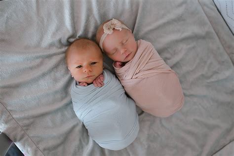 This Mom Had A Touching Photoshoot Of Her Newborn Twins Who Didnt Have