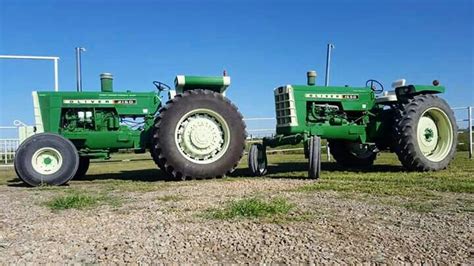Oliver 2150 And 1550 Tractors Oliver Tractors White Tractor