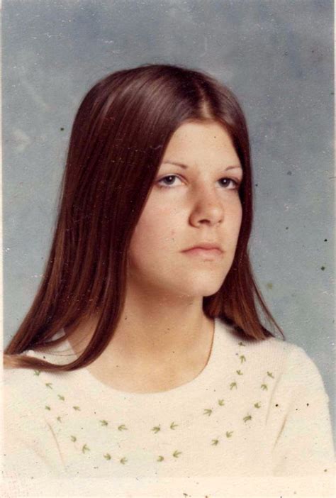 Ohio Youth Of The 1970s 27 Lovely Photos Of Long Haired Teenage Girls