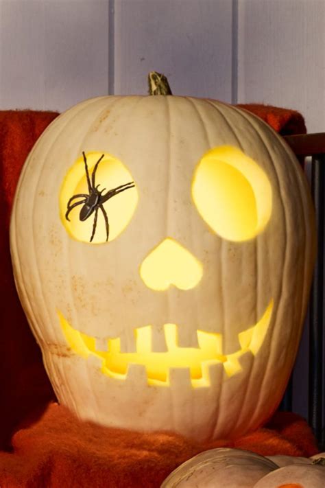 20 Crazy Creative Pumpkin Carving Ideas The Unlikely Hostess