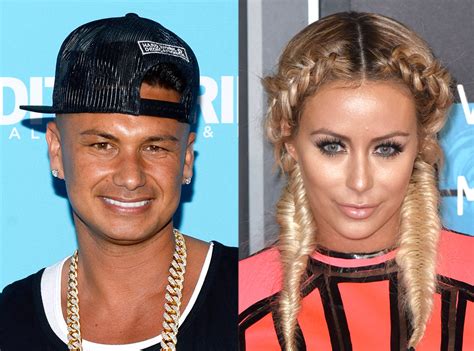 Aubrey Oday Confirms Shes Dating Pauly D We Connect In A Really