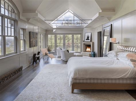 Want a bedroom where you can work and rest? 32 Stunning Luxury Primary Bedroom Designs (Photo Collection)