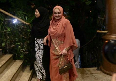 siti nurhaliza is four months pregnant new straits times malaysia general business sports
