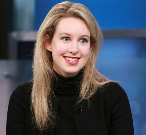 Goodbye Power Polo Elizabeth Holmes Changes Up Her Look For Court