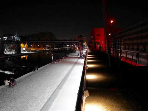 La Villette By Night Du Haut De La Passerelle Nafea Flickr