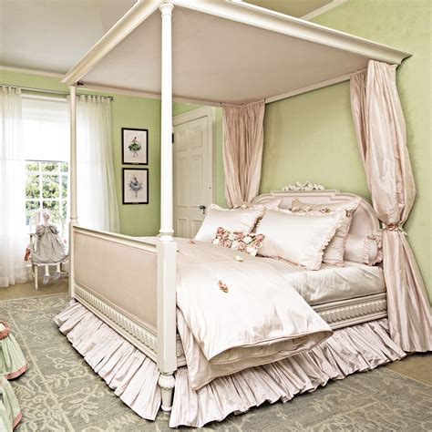 Rooms By Zoya B Sleeping Beauty 4 Poster Bed With Images Bedroom