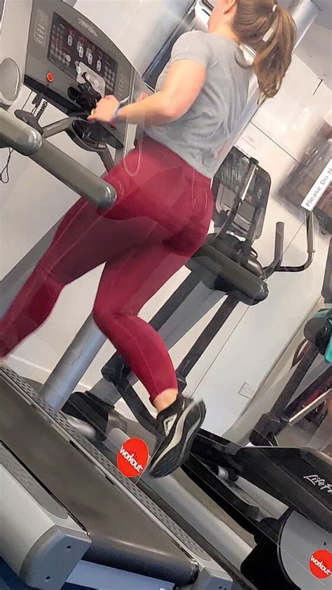 Massive Pawg Ass Shaking On Treadmill Slow Mo Vid Spandex