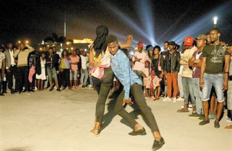 Aux Racines De La Kizomba La Danse Angolaise Qui Séduit Le Monde