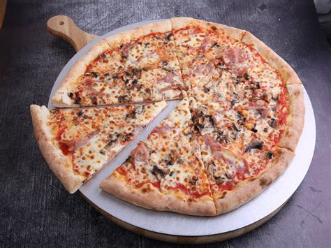 Pizza Cotto E Funghi 30 Cm Order Delivery Pizza Cotto E Funghi 30 Cm