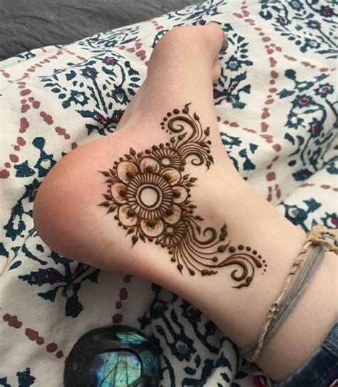 Arabic mehndi designs , hand mehndi designs , indian mehndi designs , latest mehndi designs , simple mehndi designs. Easy Modern Stylish Modern Foot Front Hand Easy Modern ...