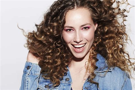 Curly Hair Color Trends That Will Be Huge This Fall Curl Keeper