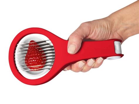 Casabella Hand Held Strawberry Slicer