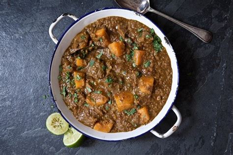 The lamb curry i make is a version of my ma's, but i make it even quicker by marinating it in buttermilk to tenderize the meat. Hairy bikers' lamb dhansak | Recipe in 2020 | Curry ...
