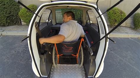 車椅子に乗ったまま運転できる車 Chairiot Solo ニコニコ動画