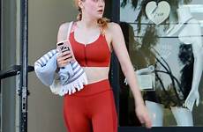 fanning dakota bra gym session red angeles los workout leggings grueling matching leaves sports after category back hawtcelebs