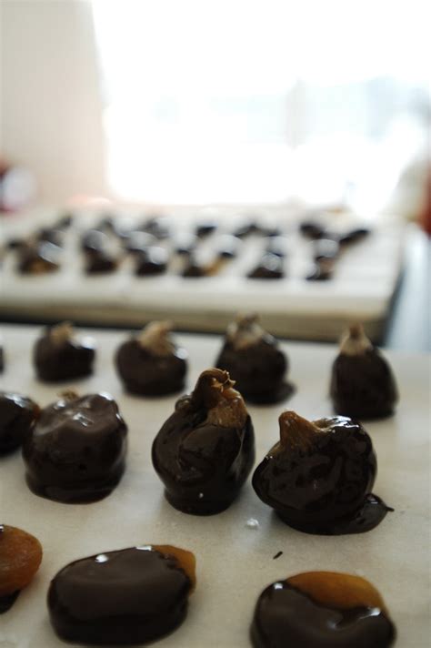 Higos Ba Ados En Chocolate Receta Recetas Dia