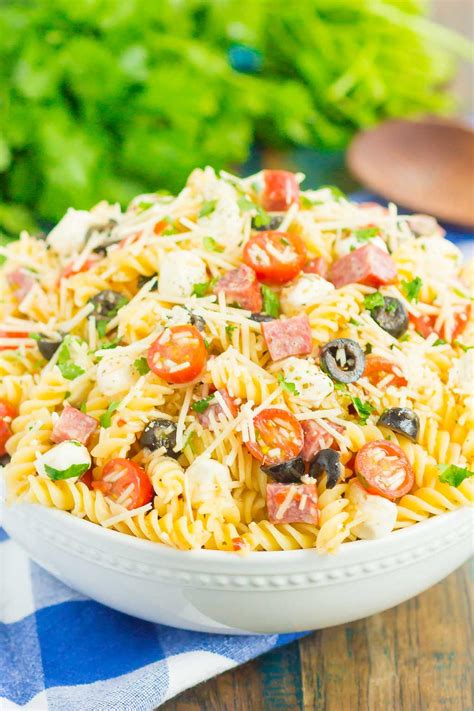 These easy pasta salad recipes will sure to be the star dish at your next party or potluck meal. Easy Italian Pasta Salad | FaveSouthernRecipes.com