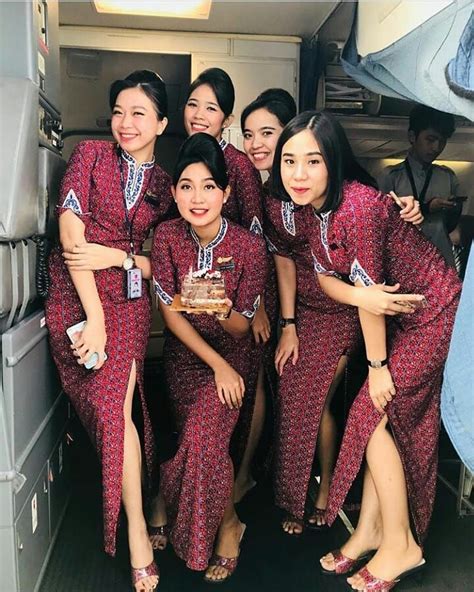 Seragam Pramugari Lion Air Instagram Inilah Para Pramugari Seksi Di