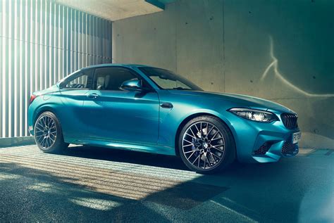 The blue snapper rock paint looks so good under the sun. BMW M2 COMPETITION on Behance