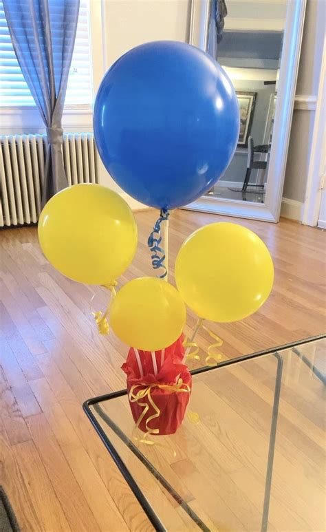 Very Cute And Affordable Centerpiece Balloon Centerpieces Diy Dollar