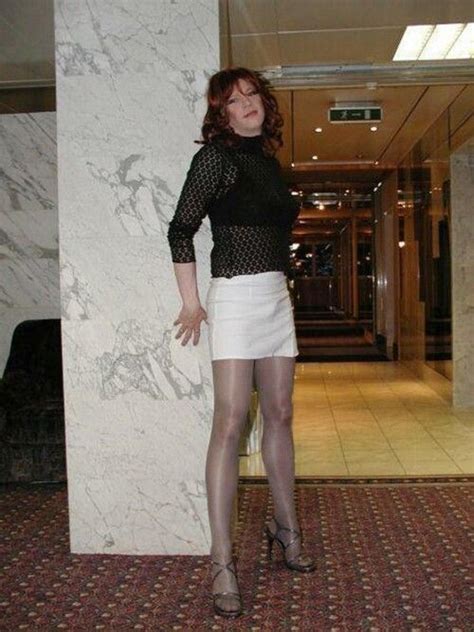 Crossdresser Bulge Bing Transgender Girls Cute Skirts Crossdressers