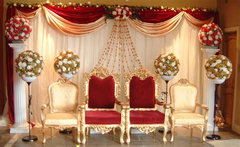 Getting home decorations for indian weddings doesn't have to be stressful. Big fat Indian wedding decors and design