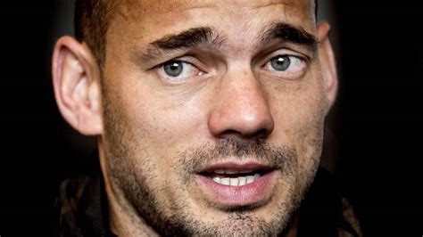 Sneijder Hoopt Tegen Beter Weten In Dat Advocaat Blijft