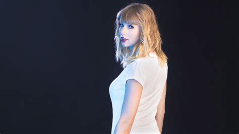 Taylor Swift 2019 Photoshoot Wallpaperhd Music Wallpapers4k