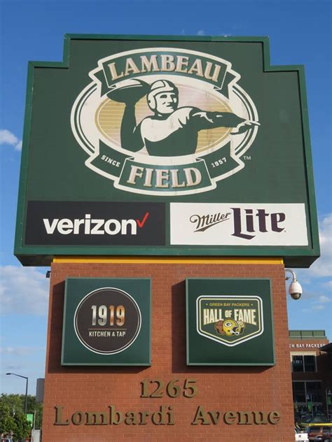 Lambeau Field Review My 7th Inning Stretch