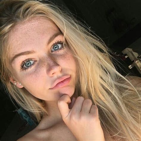 Annika Boron Blonde Hair Girl Blonde With Freckles Blonde Hair Blue